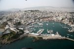 Η μαρίνα του Μικρολίμανου. Αριστερά διακρίνονται οι εγκαταστάσεις του Ιστιοπλοϊκού Ομίλου.